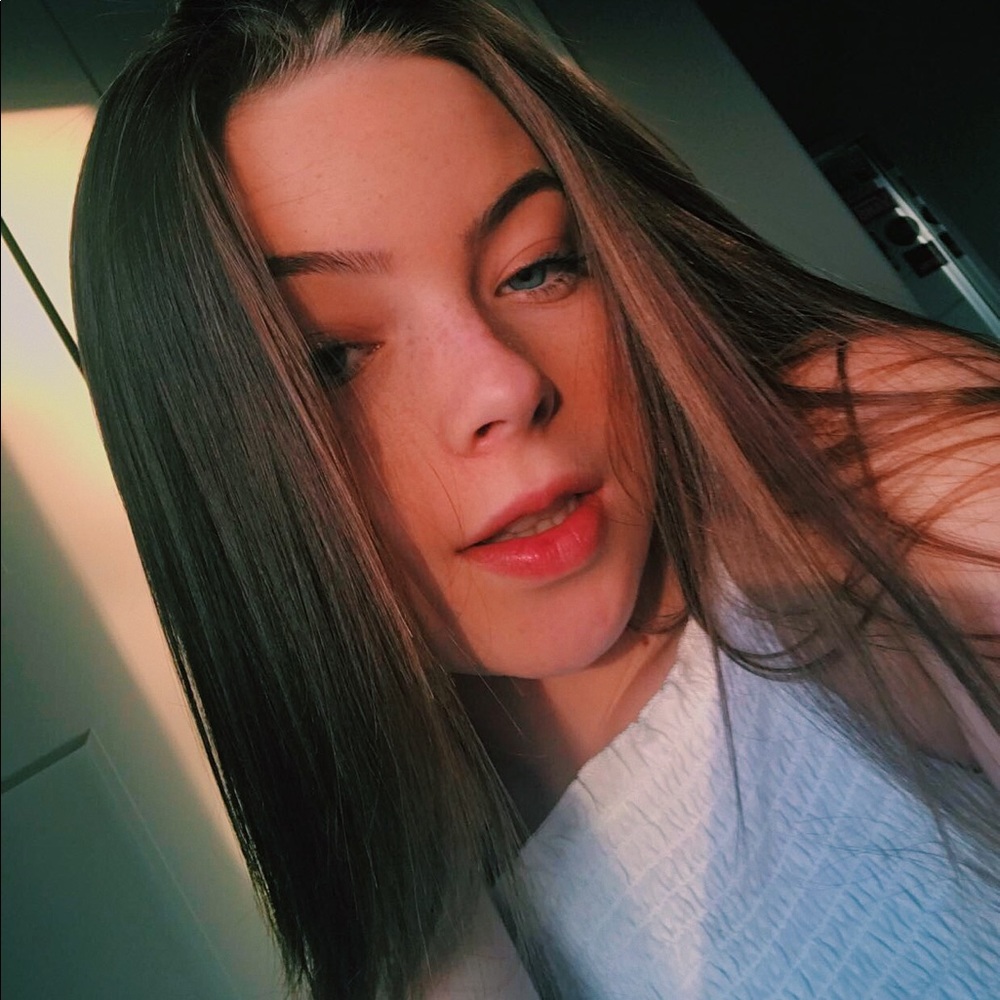 Meet your Posher, Camryn